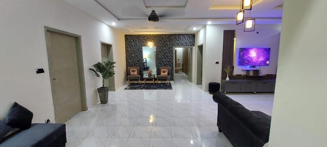 Velvet Vibes Villa Near Islamabad Airport Dhok Sandemar Exterior foto